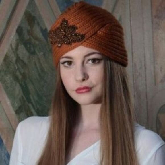 Tan Chunky Knit Turban Hat - Picture 2 of 3
